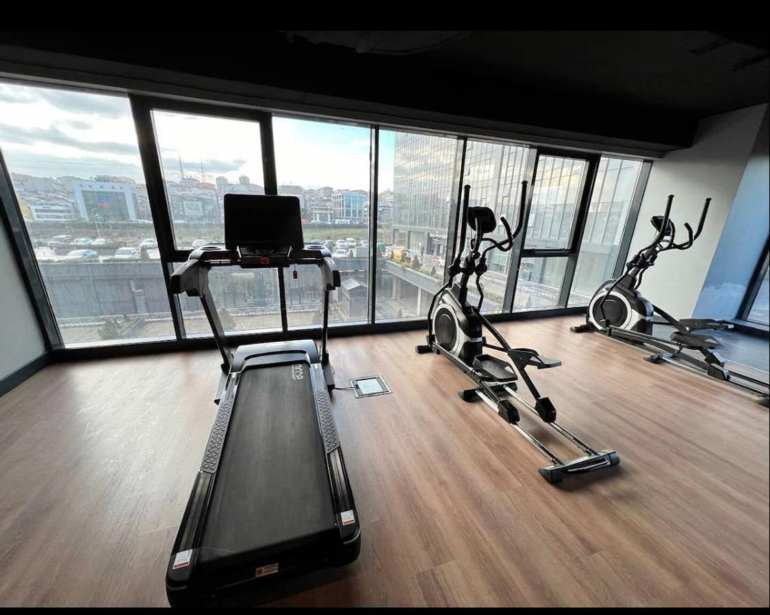 Low Price Luxury Apartment Perfect For An Amazing Stay อิสตันบูล ภายนอก รูปภาพ